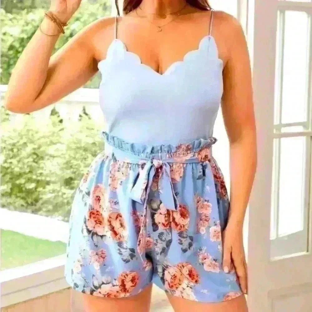 Scallop Trim Cami Top & Floral Print Paperbag Waist Tie Front Shorts 0XL